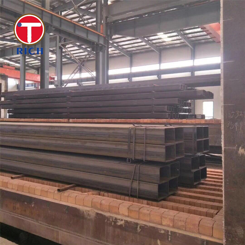 ASTM A500 Grade A Galvanized Steel Pipe Welded Black Square Hollow Pipe Untuk konstruksi