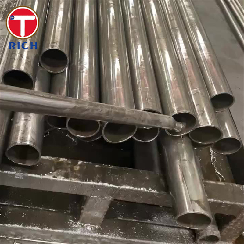 ASTM A672 A50 Tubing Baja Las Pipa Baja Las Fusi-Listrik Untuk Layanan Tekanan Tinggi Pada Suhu sedang
