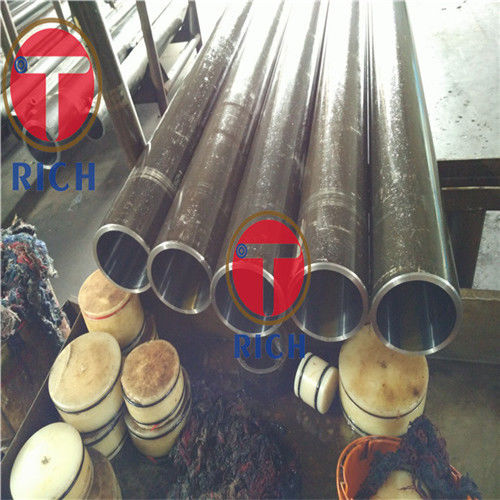 ASTM A179 Tabung Baja Karbon Rendah Seamless Dingin yang Dicabut untuk Penukar Panas dan Kondensor