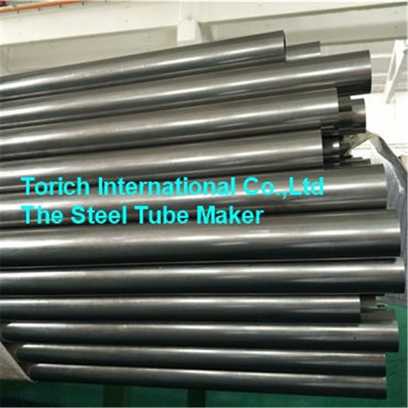 SA179 ST35.8 Non Alloy Tabung Baja Ringan Seamless Boiler Chemical Thick Wall Pipe
