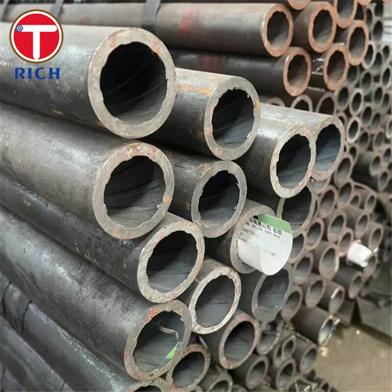 Tabung Penukar Panas Paduan Rendah Tanpa Sambungan Ulir Internal ASME SA213 Grade T12 dengan Desain Cr-Mo dan OD 30-325 mm