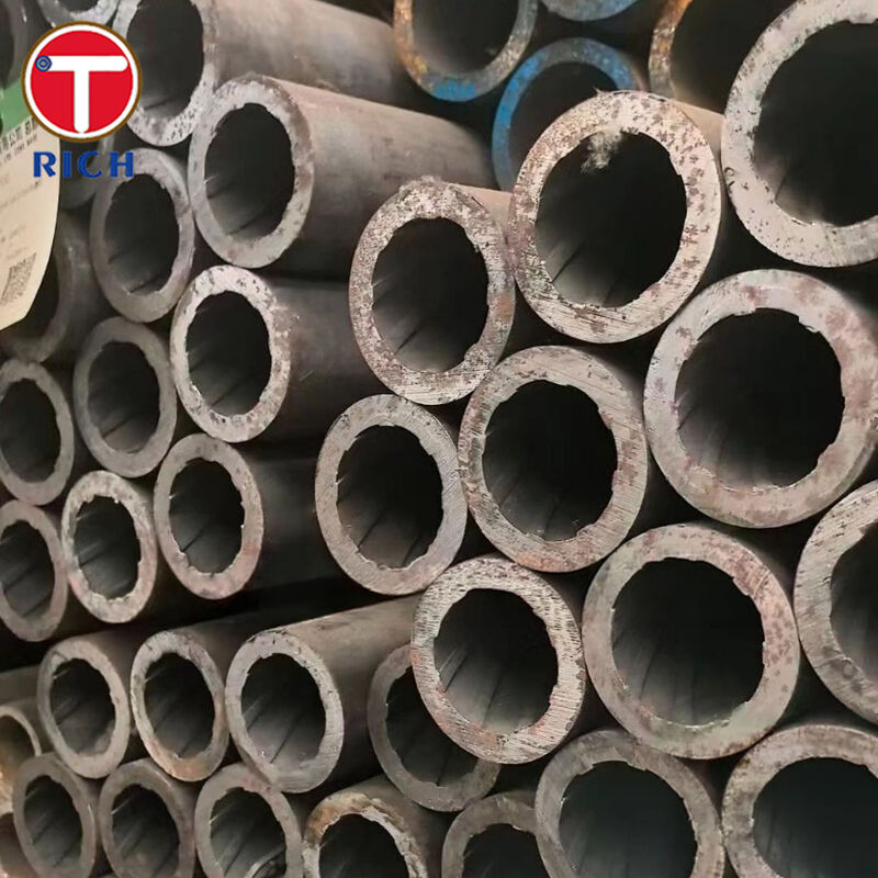 Tabung Penukar Panas Paduan Rendah Tanpa Sambungan Ulir Internal ASME SA213 Grade T12 dengan Desain Cr-Mo dan OD 30-325 mm