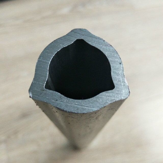 Segitiga Lemon Pipa Baja Khusus Untuk PTO Pertanian Drive Shaft dari TORICH