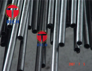 Harga yang bagus Medium Carbon Steel Seamless Tube Permukaan Diminyaki Untuk Boiler / Superheater on line