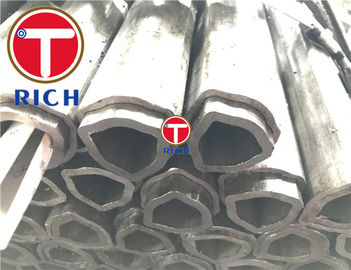 Harga yang bagus Q235 / Q345 Teknik Bentuk Segitiga Baja Khusus Untuk Mesin Pertanian on line