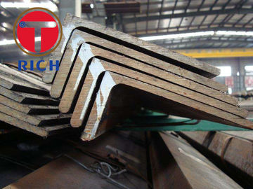 Harga yang bagus Q235 SS400 Angle Steel Frame 75x75 Hot Rolled Tidak Sama Sudut Bar 6m-12m Panjang on line