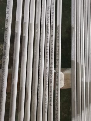 Harga yang bagus ASTM A213 Tabung Penukar Panas SUS304 Seamless on line